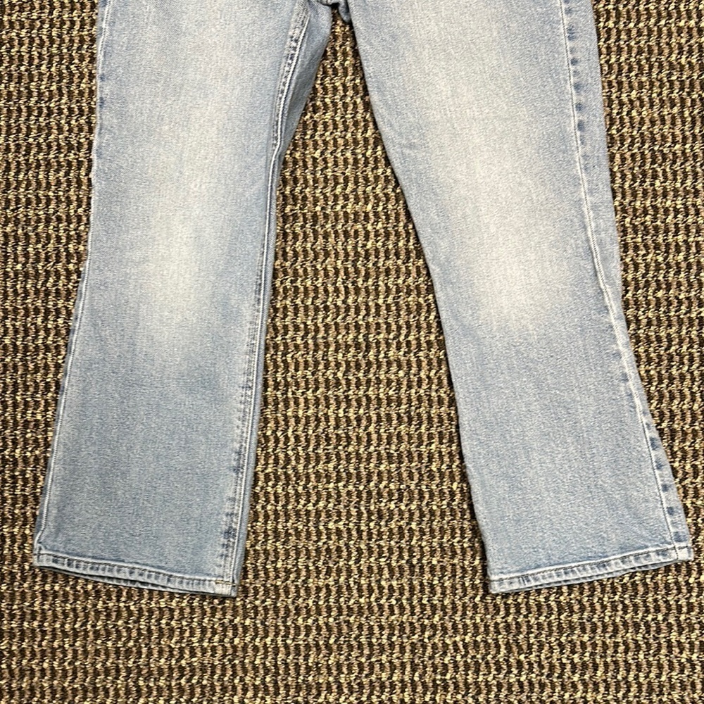 Women’s Lucky Brand Brigette Cropped Flare Size 8/29 EUC - Picture 3 of 6